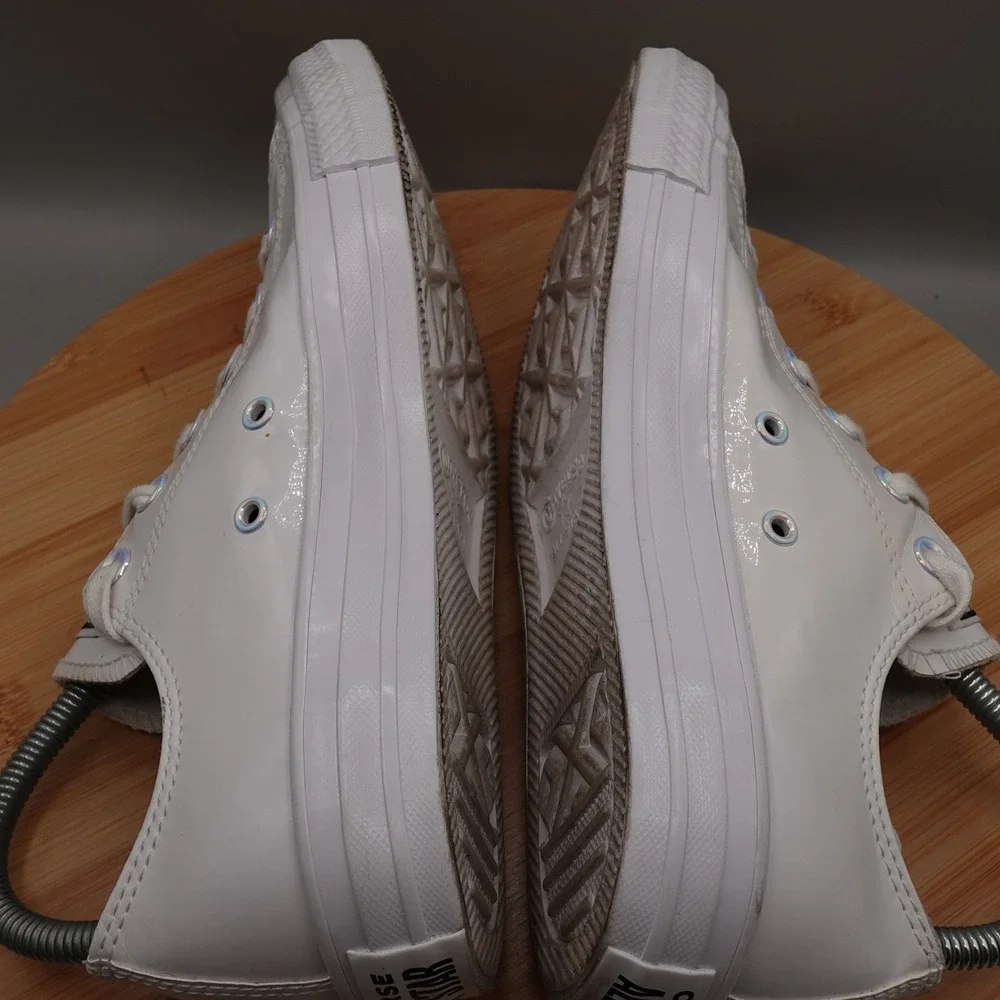 Converse‎ Shoes M 7 W 9 Chuck Taylor Low Top White Patent Leather 164715C